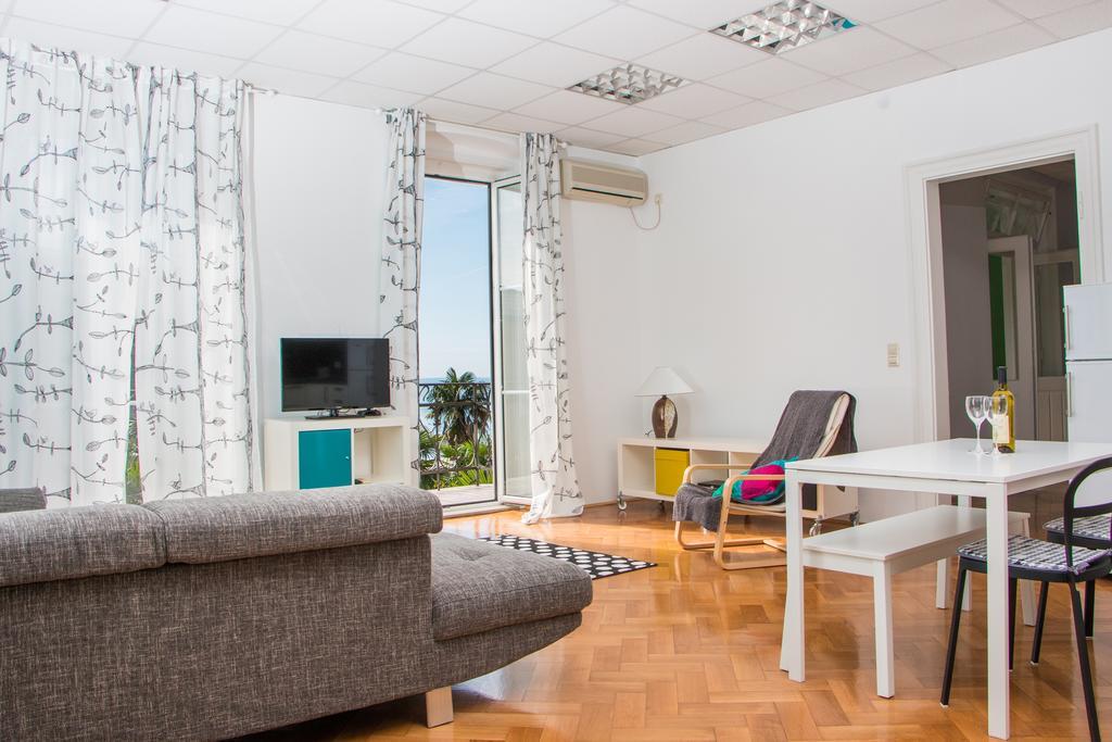 Sunny Apartment Anamaria Opatija Bagian luar foto